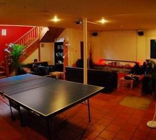 Albergue Avalon House *